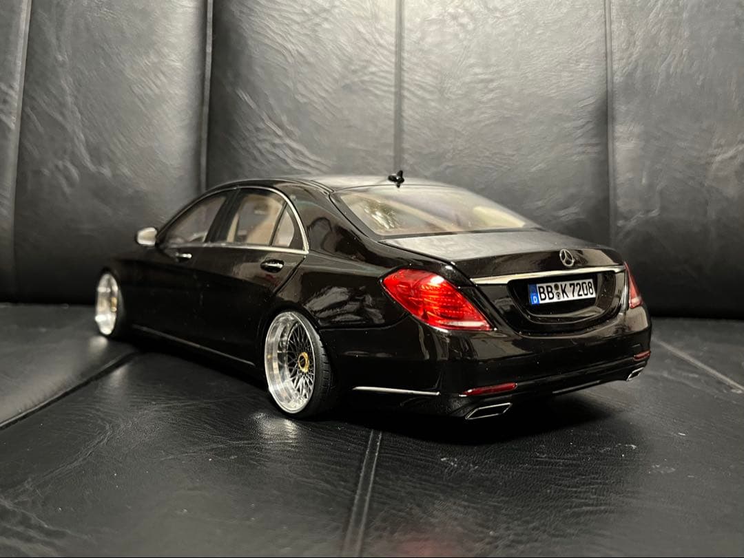 メルセデスベンツ　Sクラス　1/18