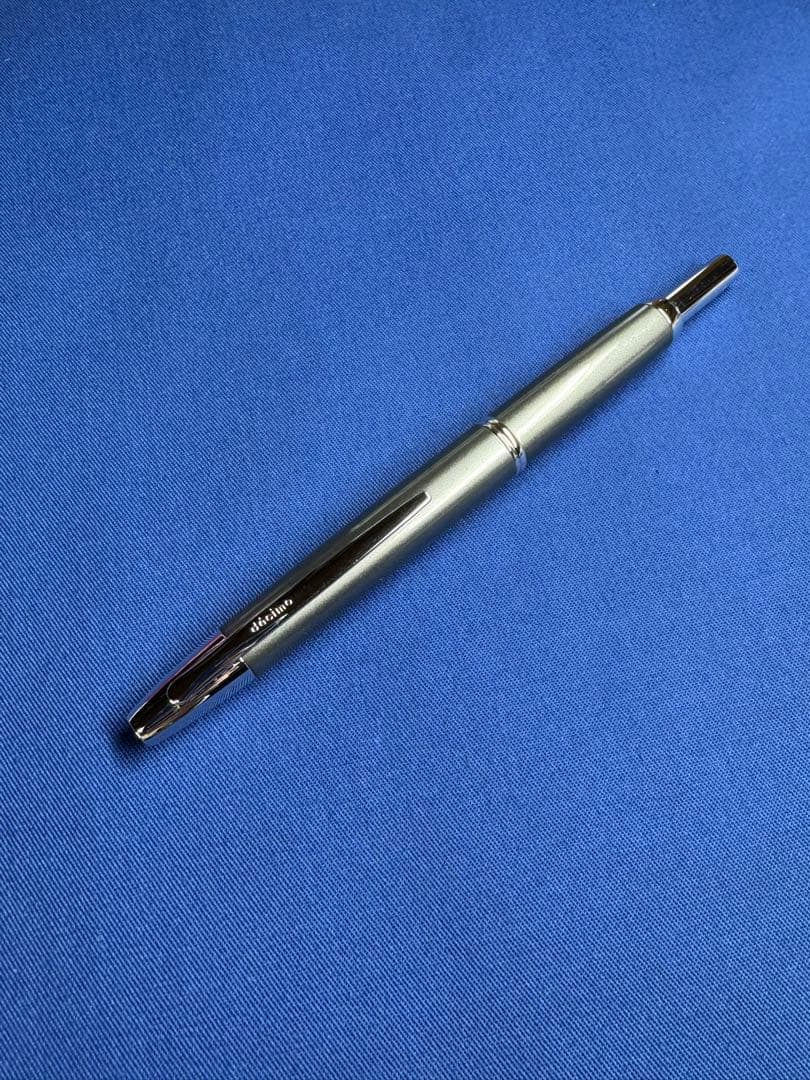 キャップレス デシモ　ダークグレーマイカ