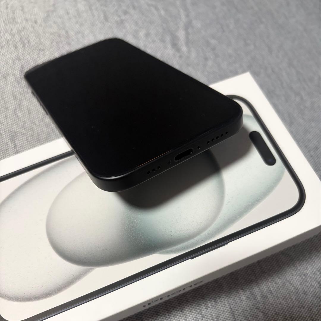 【美品】iPhone15 128GB ブラック SIMフリー