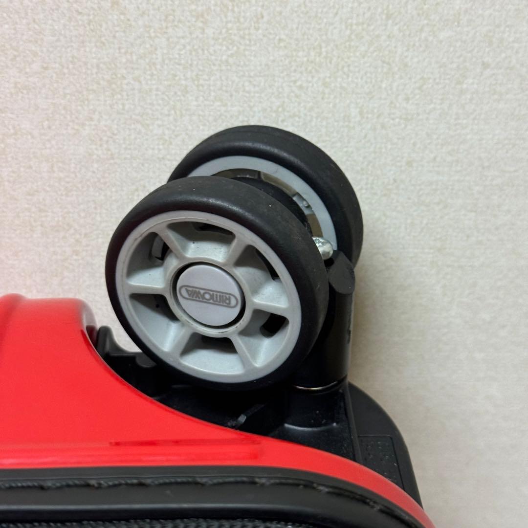 希少！リモワ　サルサエアー　キャビン　4輪　820.52 赤　機内持ち込み可