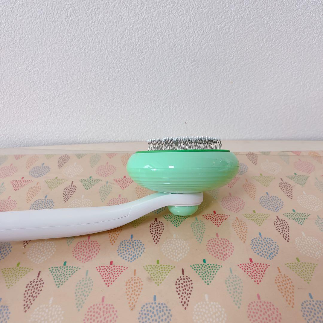 ✦ペットブラシ 猫くし 犬くし 猫毛取り 緑 グリーン コーム