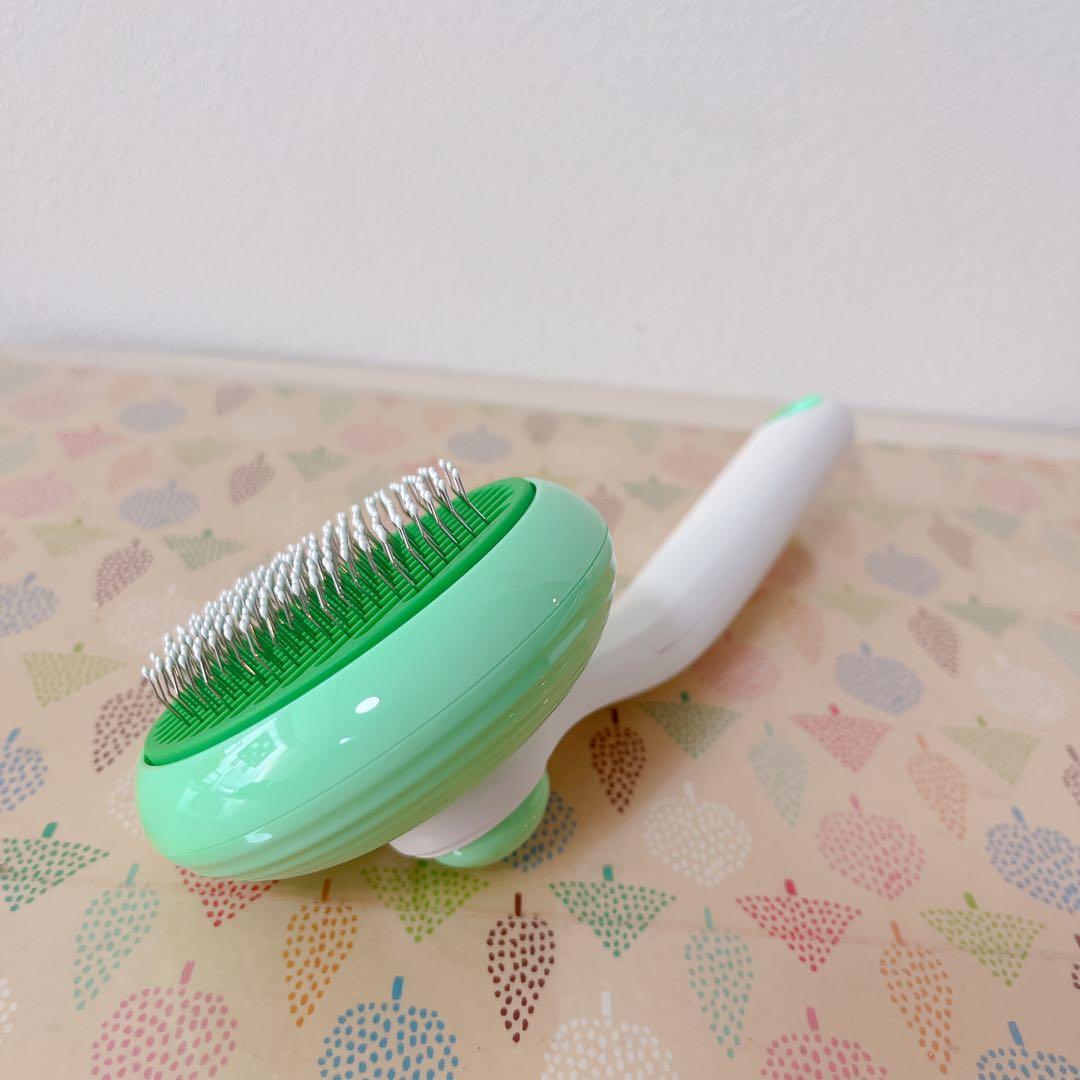 ✦ペットブラシ 猫くし 犬くし 猫毛取り 緑 グリーン コーム