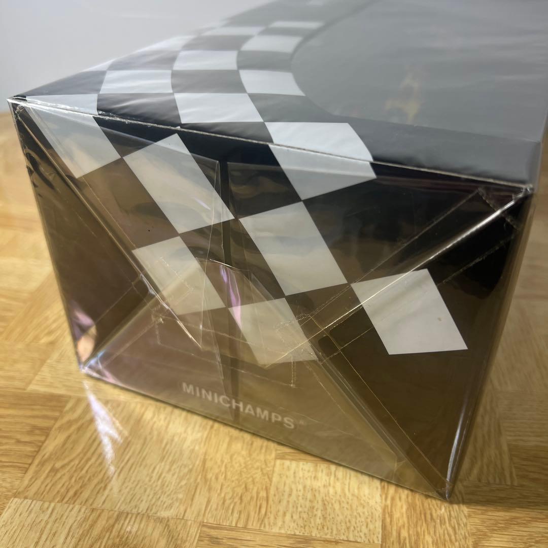 【新品未開封】1/18 MINICHAMPS レッドブル 2011 ベッテル