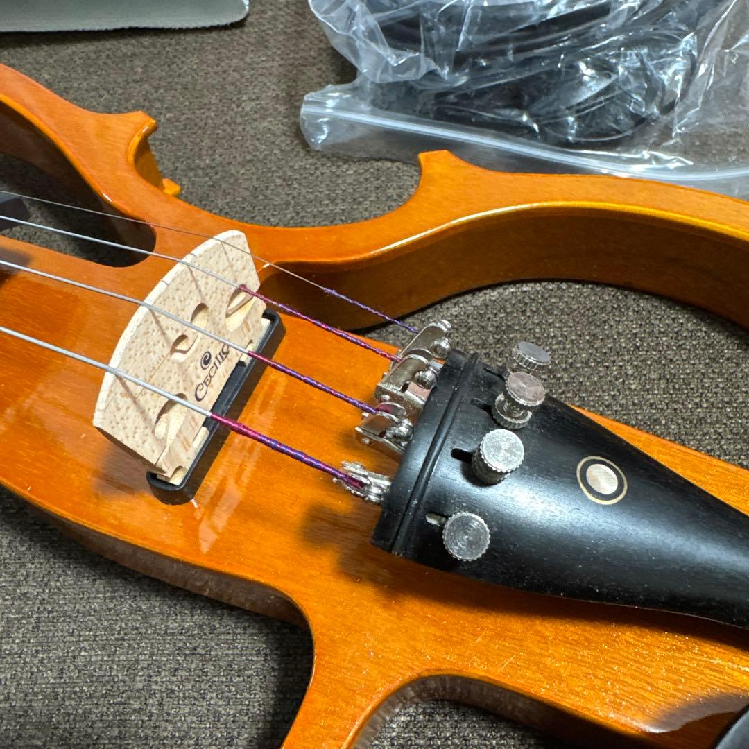 h*h様 サイレントバイオリン本体と付属品セット Cecilio