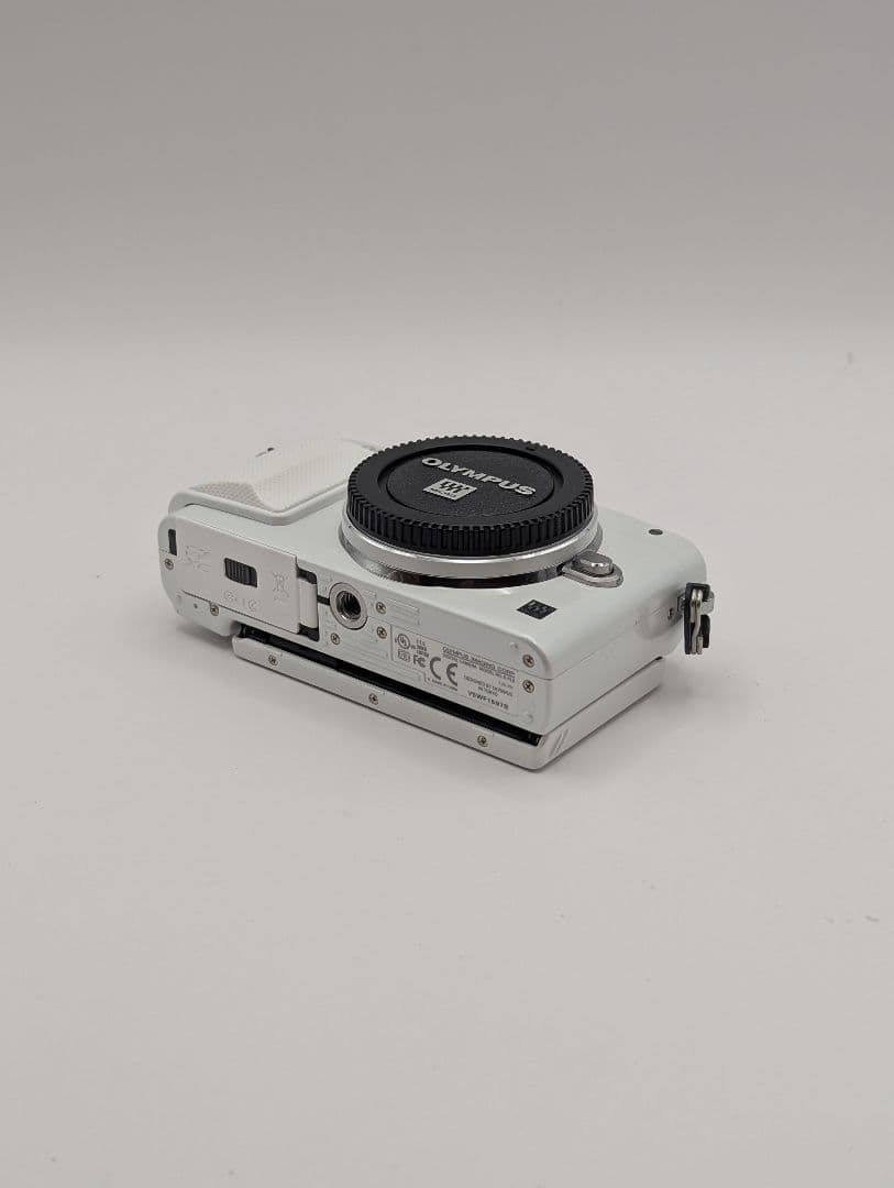 OLYMPUS E-PL6 ホワイト