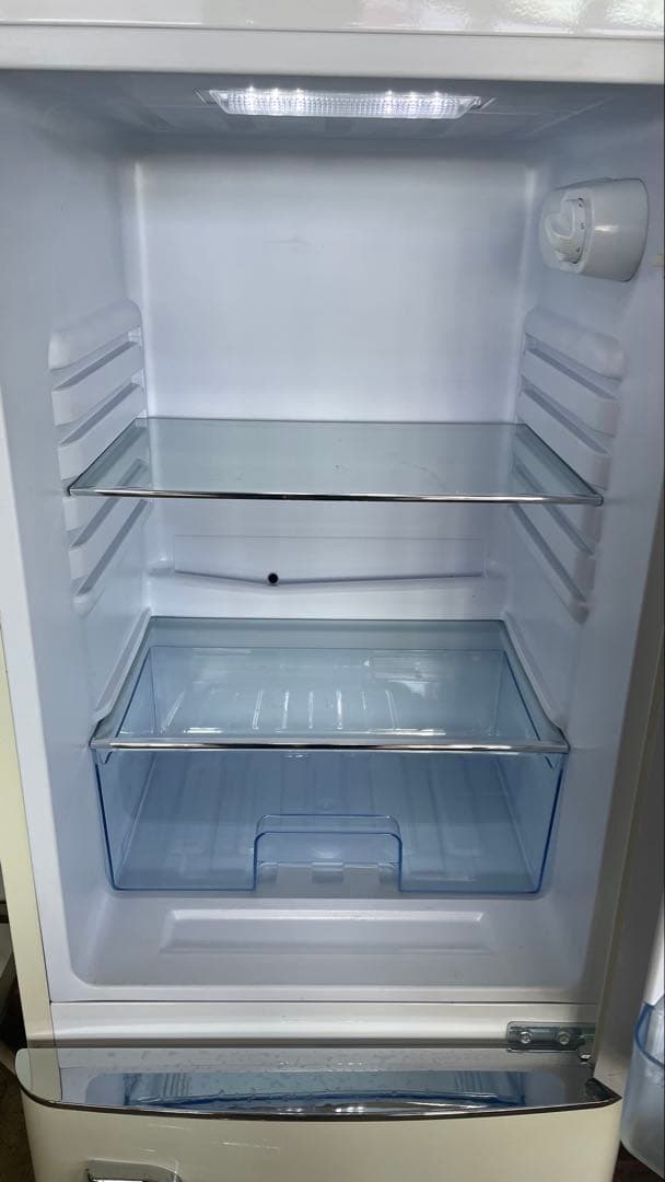 Grand Line ホワイト冷蔵庫 レトロスタイル 2ドア 2019年製