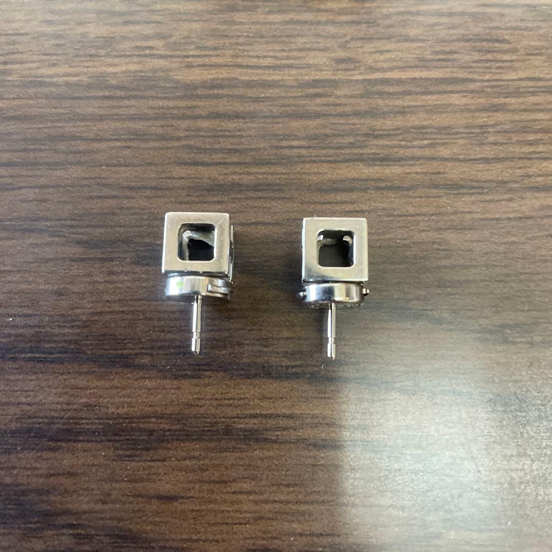 エルメス　H型ピアス