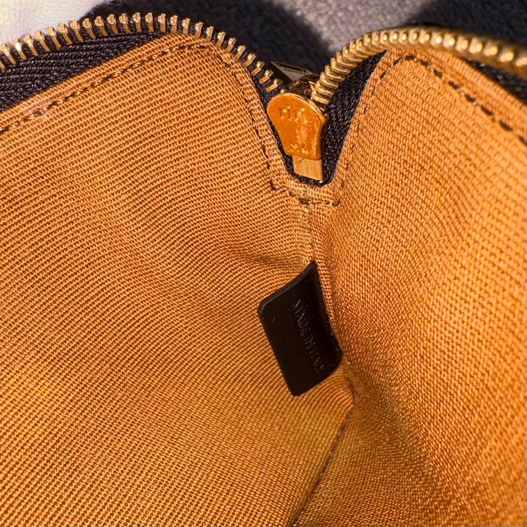 CELINE セリーヌ トリオンフ キーリング付き ケース 財布