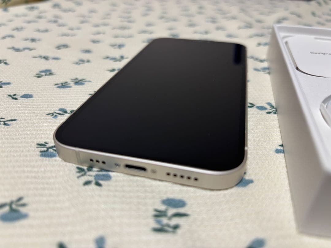 【極美品】iPhone12 128GB 白 SIMフリー 純正バッテリー100%