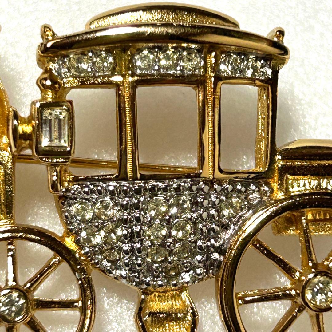 バーバリー Burberrys 【ヴィンテージ】 旧ロゴ　ブローチ　馬車型