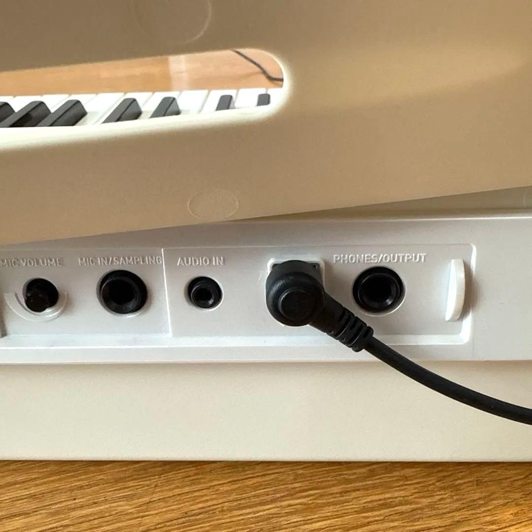 CASIO キーボード LK222 カシオ 光ナビゲーションキーボード