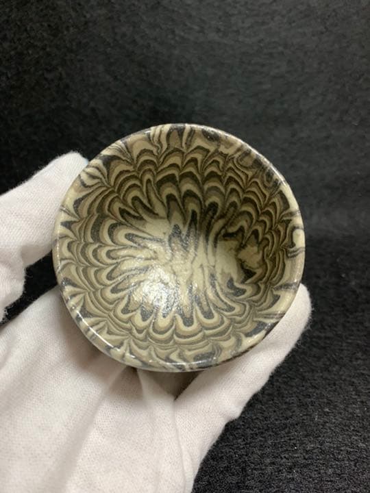 水野双鶴　煉込ぐい呑　伝統模様鶉手