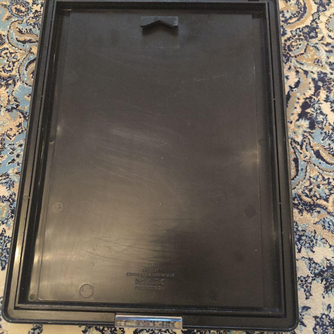 ジェームズ・ボンド　小道具