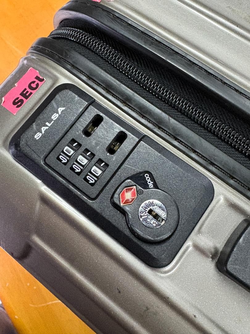 RIMOWA リモワ SALSA 4輪スーツケース 約68L 鍵なし