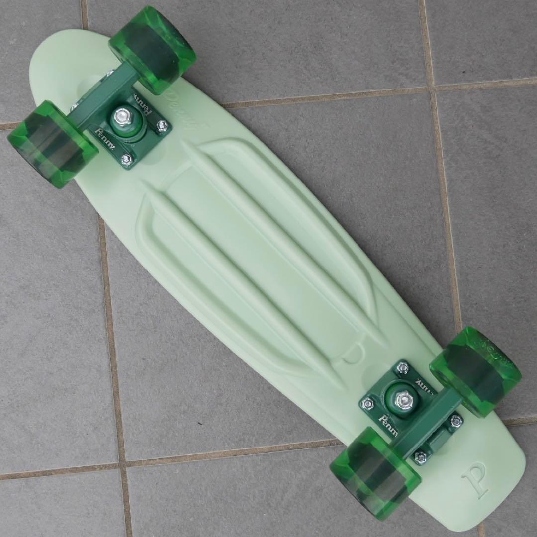 極美品【整備済み】ペニー22インチ Sage グリーン