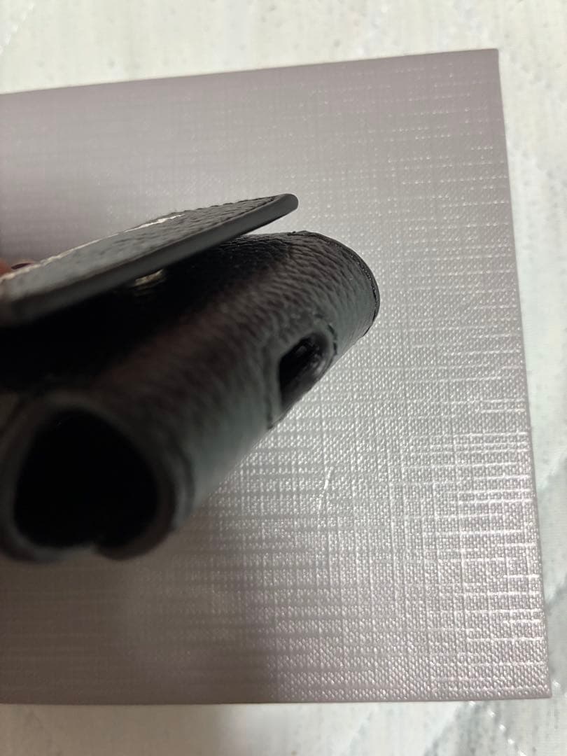 BALENCIAGA AirPodsPROケース　美品