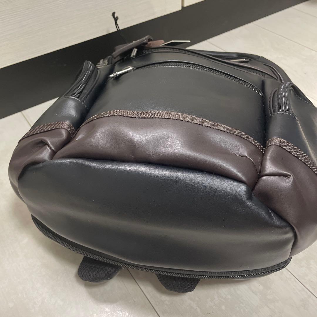 新品　TUMI VAVA ビジネスバッグ 黒/茶 レザー　BRAVO