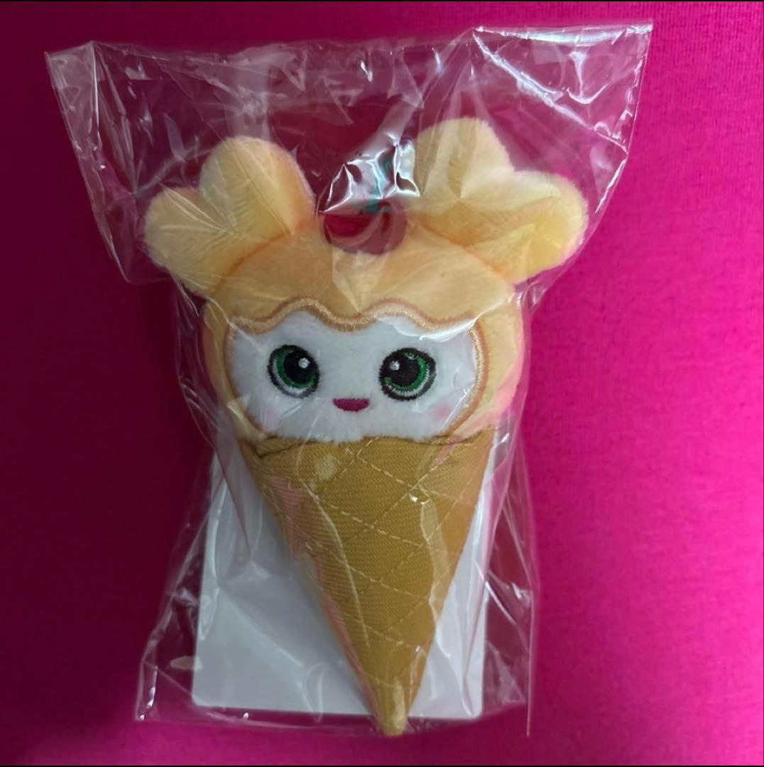 【未開封】TWICE アイスぬいぐるみバッチ ジヒョ(Baby JIVELY)