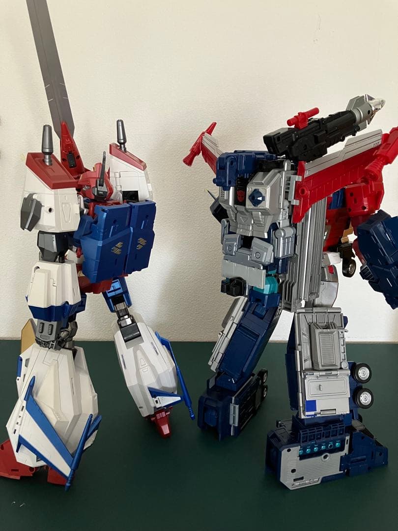 トランスフォーマー　総司令官2体‼️