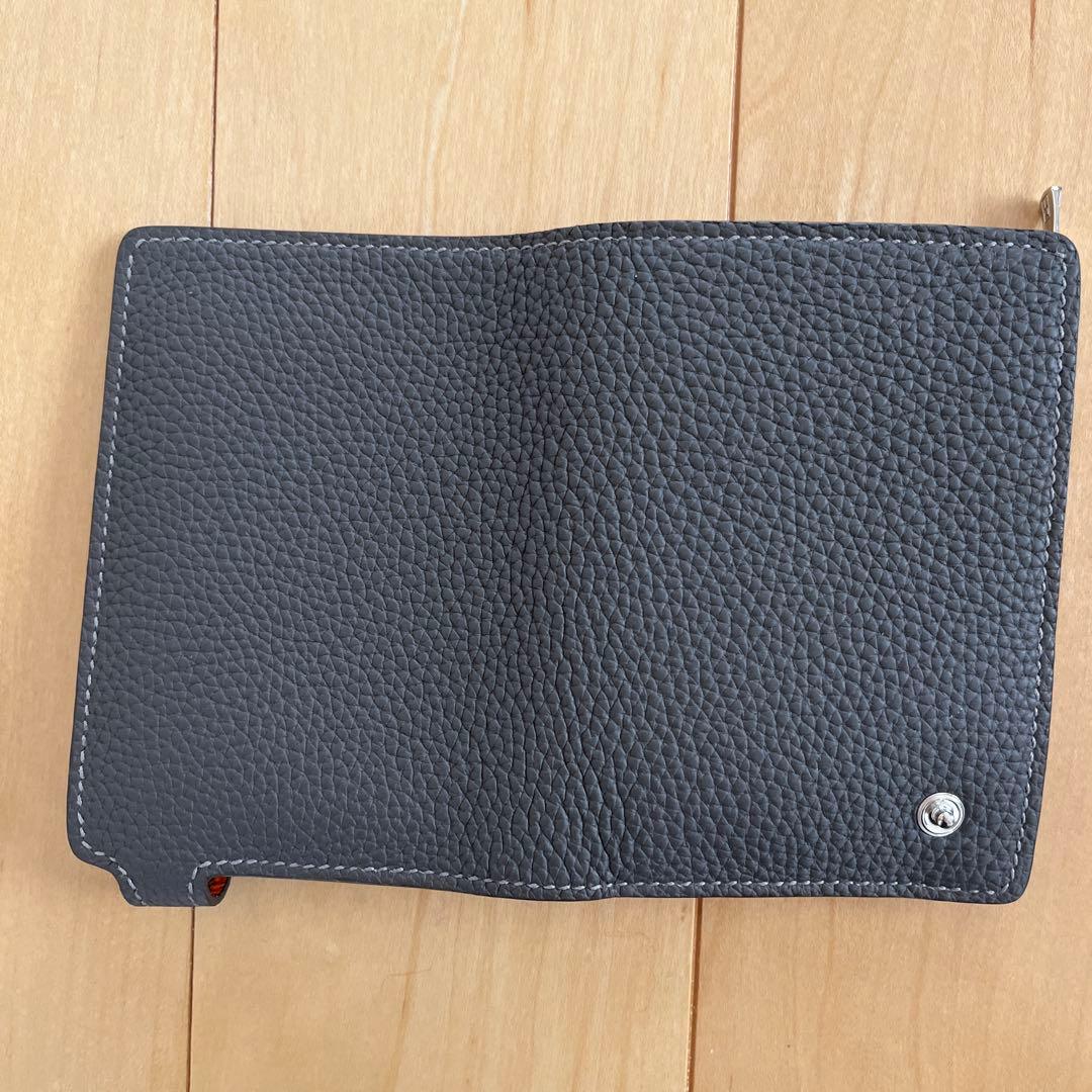 メゾンタクヤオレンジ レザー ケース