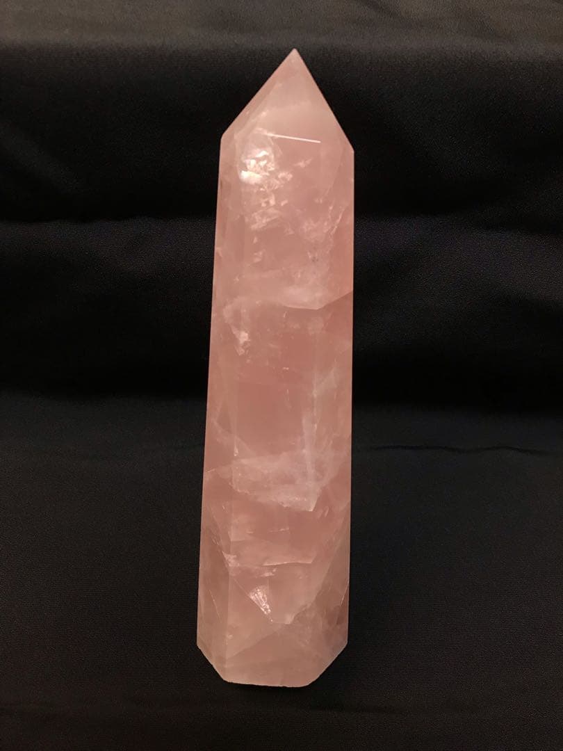 大きなローズクォーツ ポイント 671g