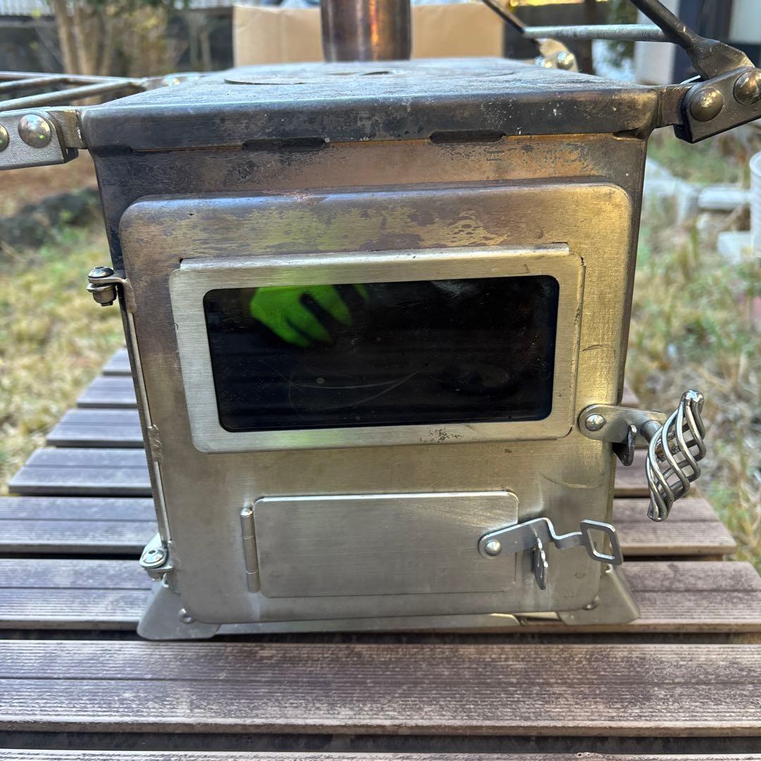 WINNERWELLコンパクト薪ストーブ窓付き