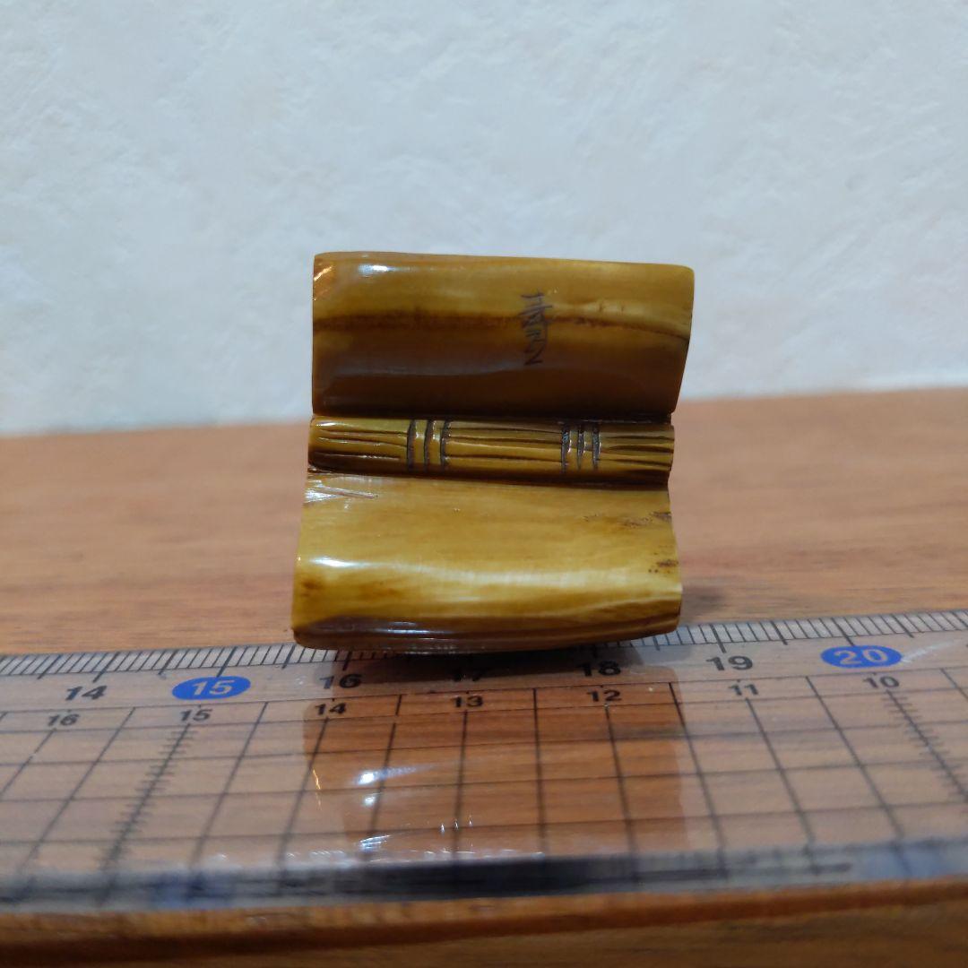 時代提げ物 七福神根付 天然素材 在銘【寿老人】高さ約3.4cm 重さ約24ｇ