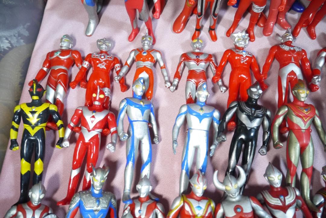 ウルトラヒーローシリーズ　ビッグサイズソフビフィギュア　ウルトラマン　100体