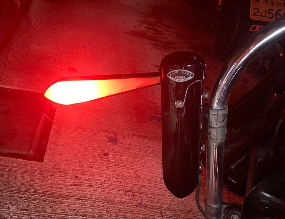 アポロウィンカー（矢羽根式方向指示器） 12v仕様（クレジットは24v）