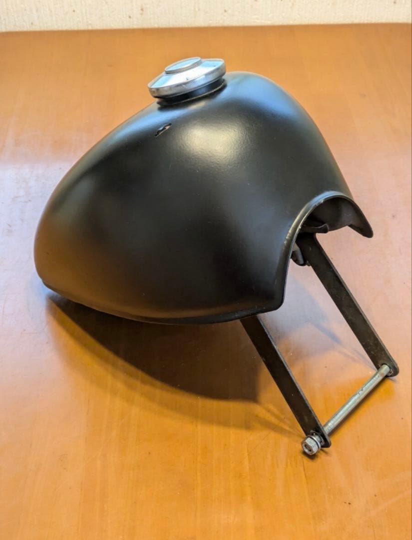 sr400 タンク　スポタンピーナッツ　モーターロック　2% ボバー　チョッパー