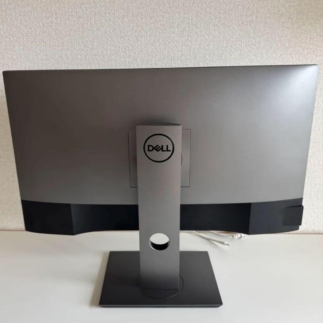 美品 Dell U2720QM 27インチ 4K モニター　USB-C対応
