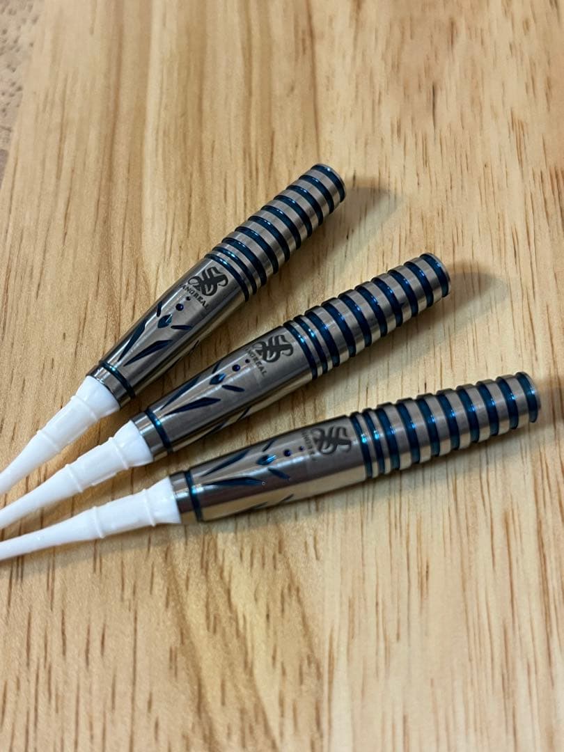 ヴァルキリー エスダーツ限定モデル