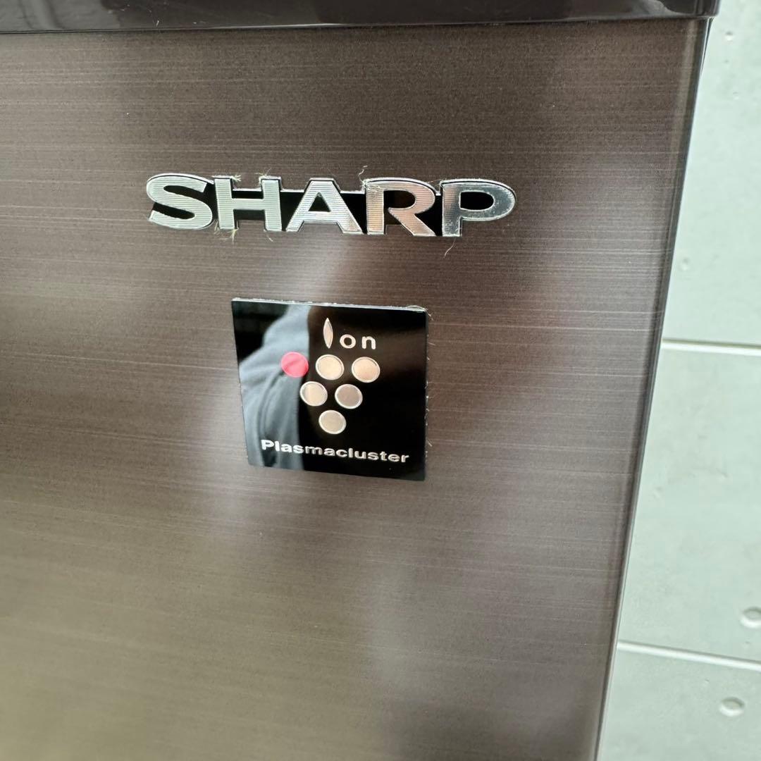 84⭐️2022年製美品★シャープ　冷蔵庫　ブラウン　大型　2ドア　280L