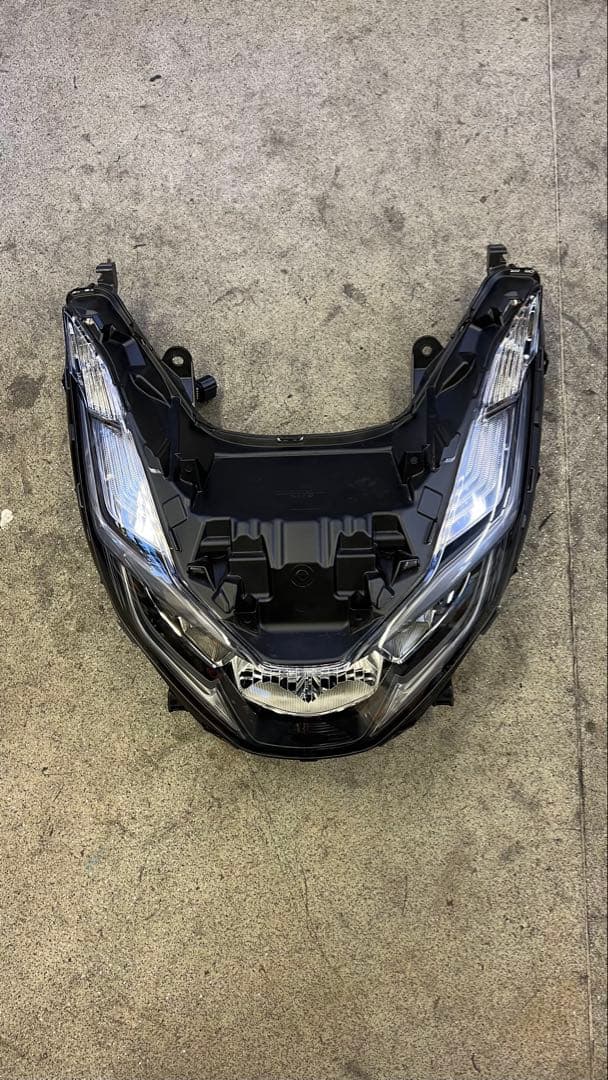 PCX125 JK05純正LEDヘッドライト 美品