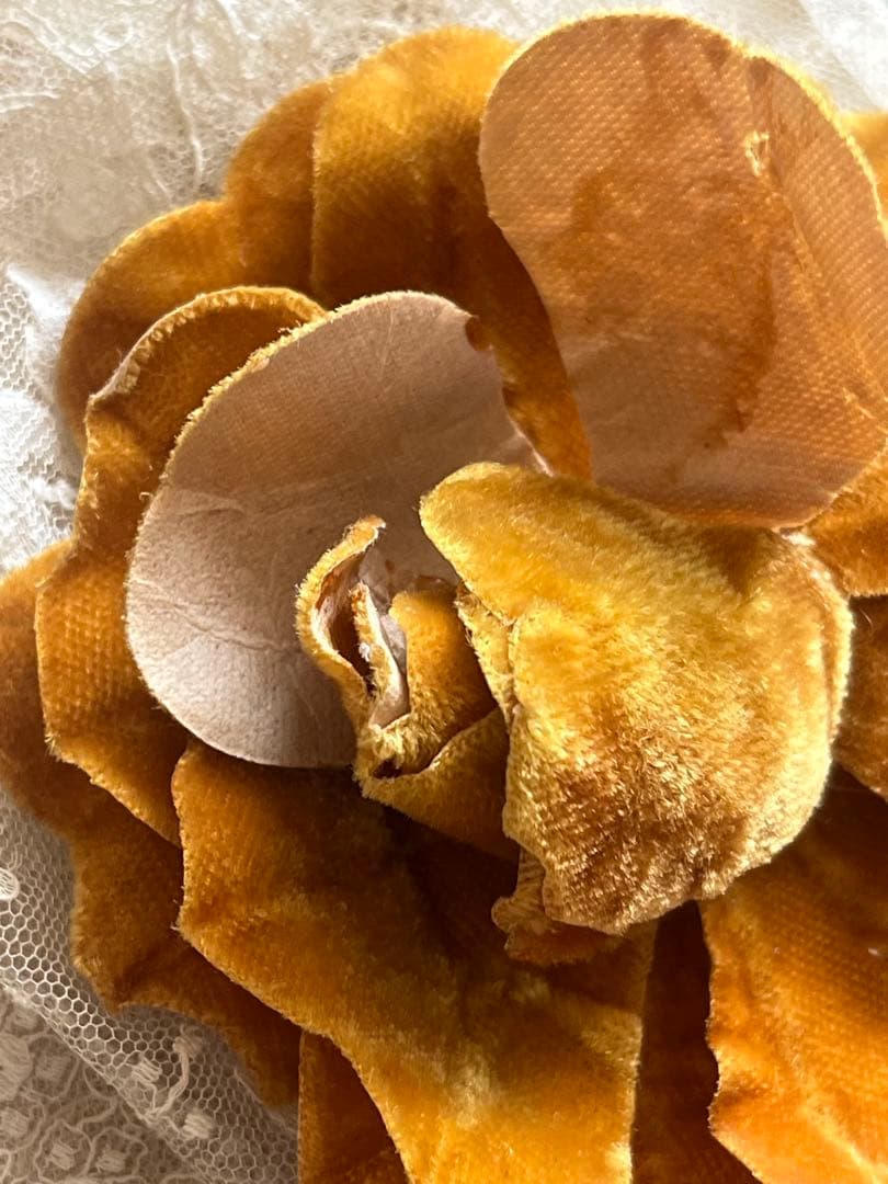 アンティークヴィンテージベルベット布花コサージュブローチ帽子ドレスパーツ装飾