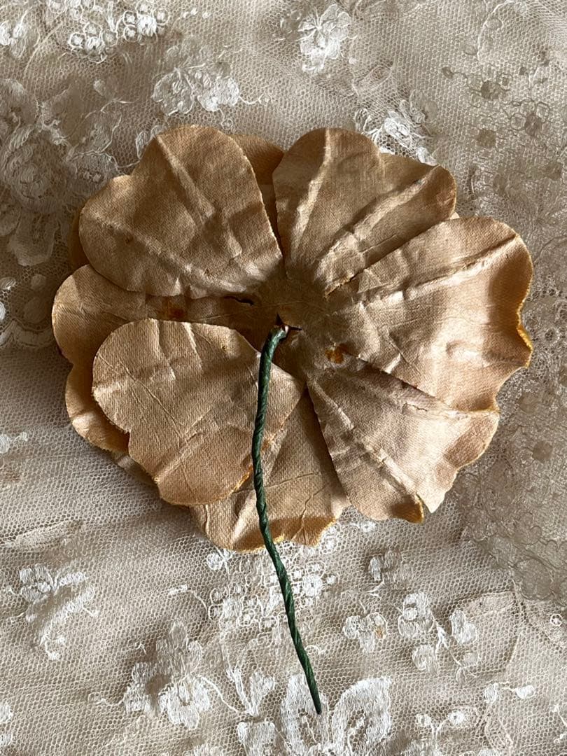 アンティークヴィンテージベルベット布花コサージュブローチ帽子ドレスパーツ装飾