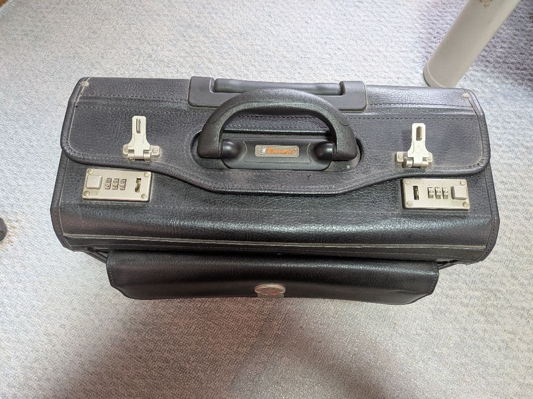 EMINENT　エミネント　パイロットケース　スーツケース　パイロットかばん