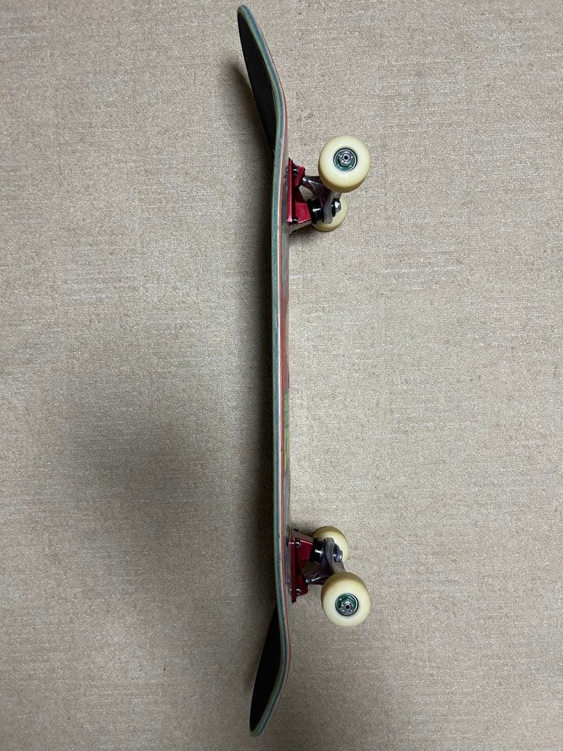 スケートボード　8インチ　コンプリート