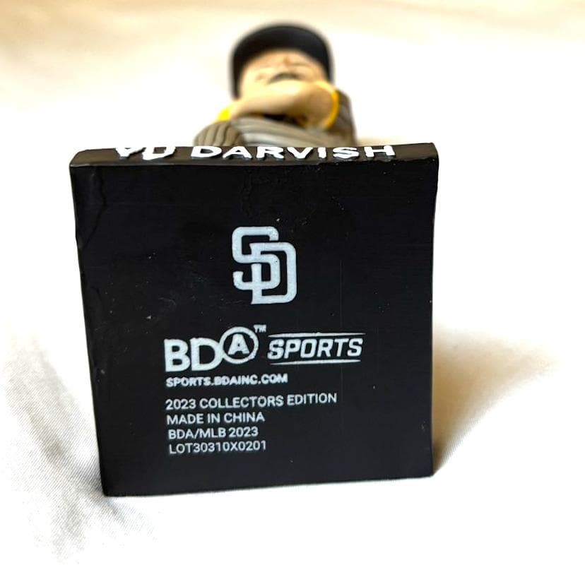 ダルビッシュ 3000奪三振 ボブルヘッド パドレス バブルヘッド 球場限定