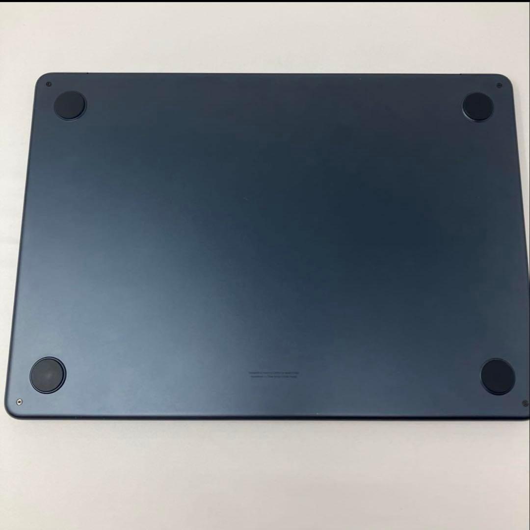 MacBook Air M2チップ　ミッドナイト　8GBメモリ　512GB