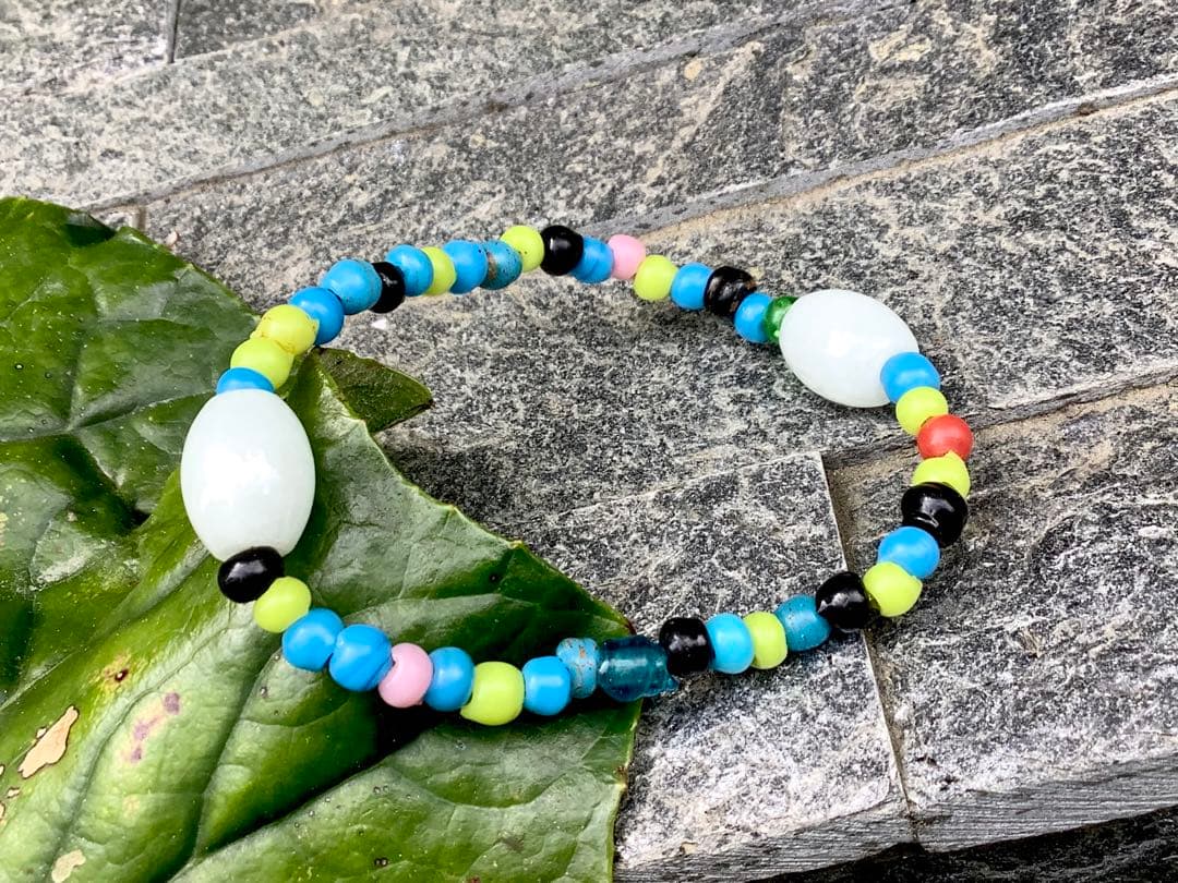 蔵出‼️ガラス玉　日本製超アンティークとんぼ&糸魚川翡翠樽型ブレスレット小物パーツ