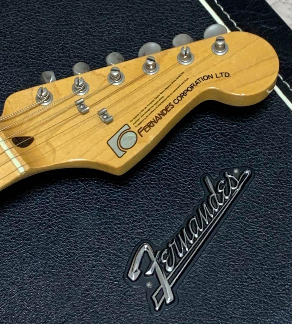 フェルナンデス ストラト エレキギター 石ロゴ ハードケース ジャパンビンテージ
