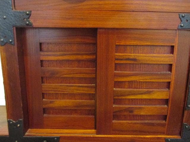 逸品　美品　船箪笥　車箪笥　欅材　車輪　和箪笥　箪笥　和家具　購入金額：23万円