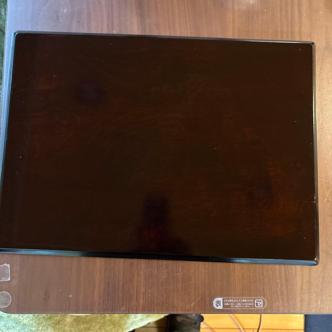 赤茶色の漆製の長方形の卓上膳×5枚セット