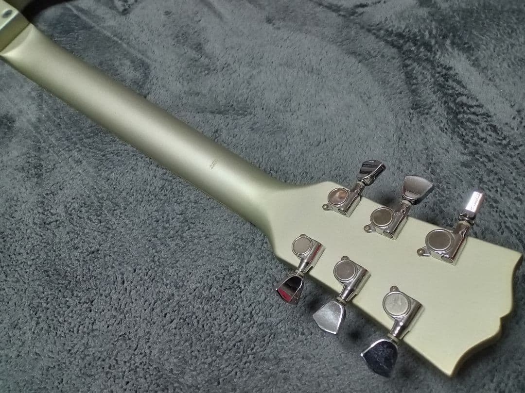 Barclay　Journeyman TAKURO モデル