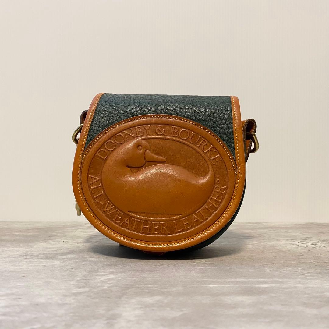 【極美品】ドゥーニー&バーク ショルダーバッグ ポシェット ビッグロゴ レザー