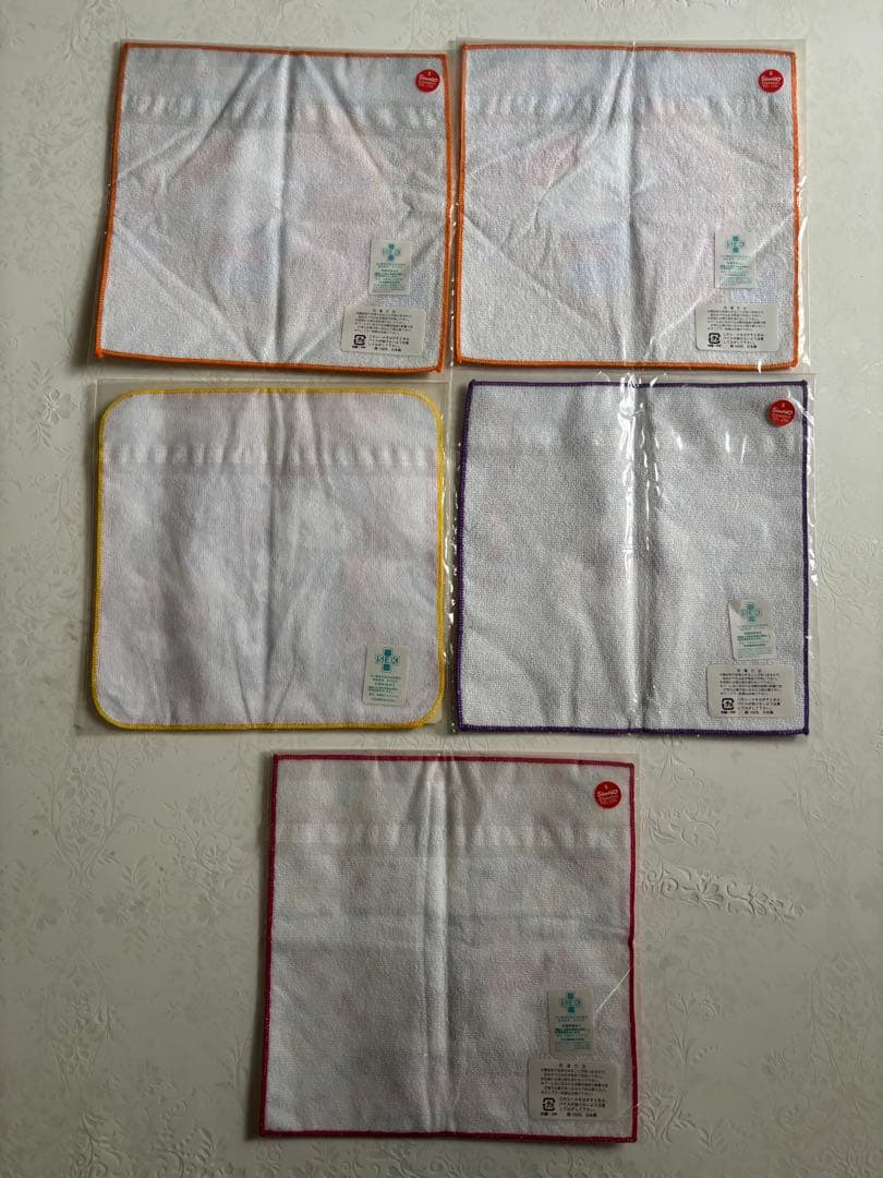 ご当地限定品・ハローキティ タオル・ハンカチセット多数　セット売り