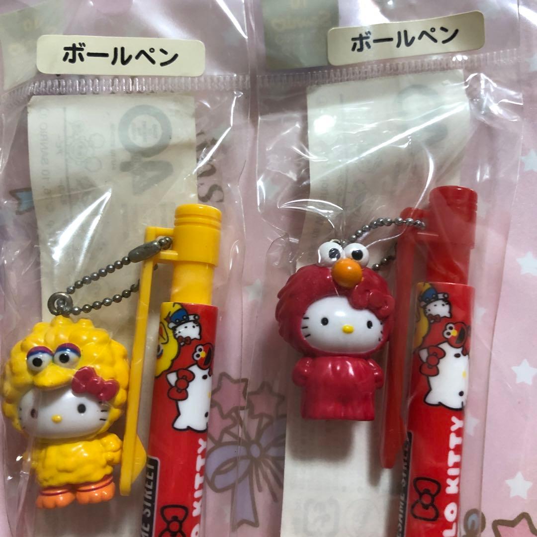 ハローキティちゃん　セサミストリート　コラボボールペンセット　2010年の品