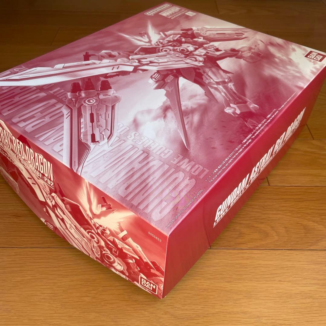 MG ガンダムアストレイレッドドラゴン 未組立