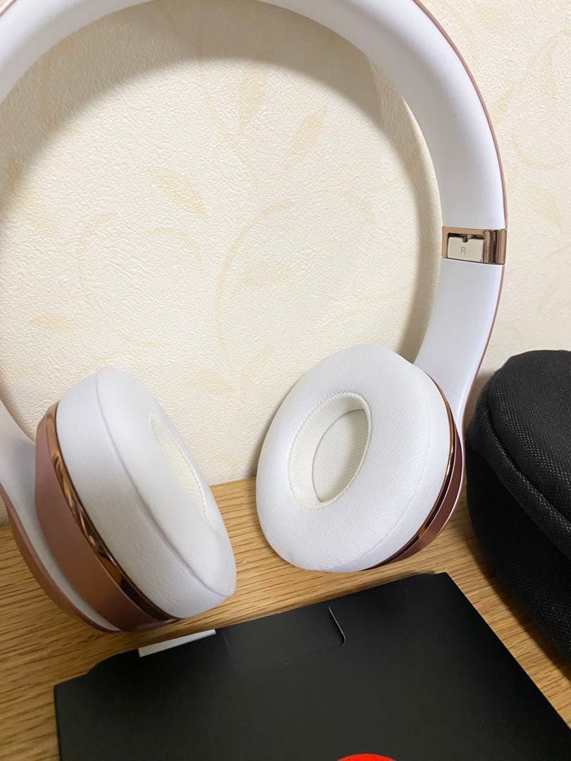 Beats Beats Solo3 ワイヤレスヘッドホン　ローズゴールド